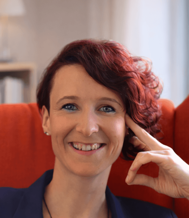 Urša Young uni. dipl.